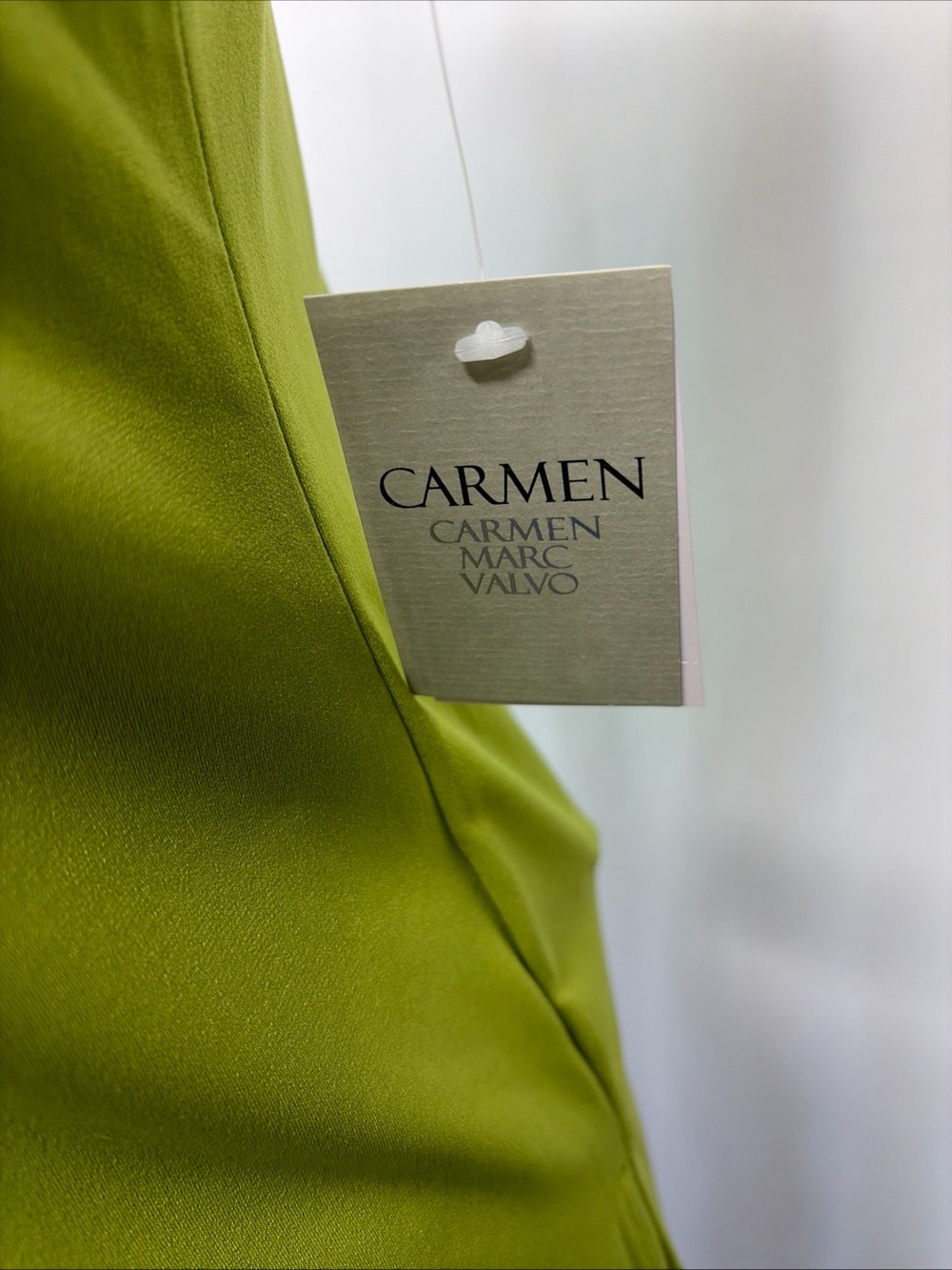 Carmen Marc Volvo Women’s Top XS Lime Stretch Sleeveless V Neck Brass Grommets - Picture 6 of 13
